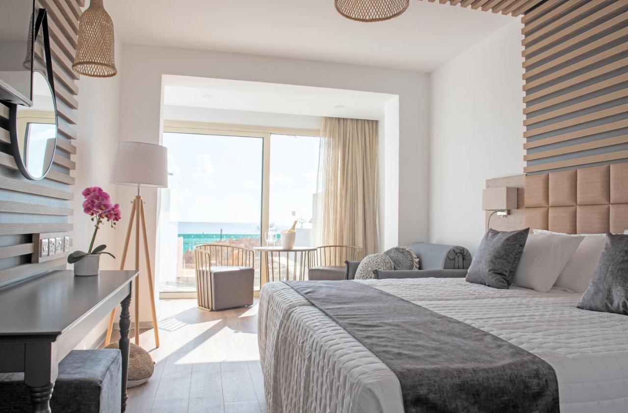 Piere Anne Beach Hotel Ajía Nápa Eksteriør bilde