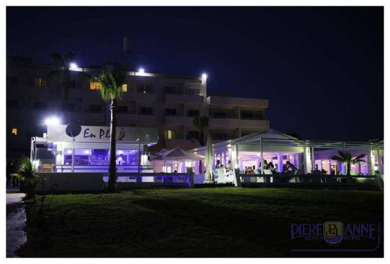 Piere Anne Beach Hotel Ajía Nápa Eksteriør bilde